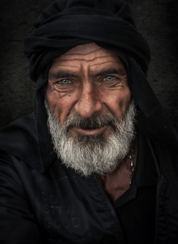 #portrait #people #face #eyes #skin #bread Strong Mind фото превью