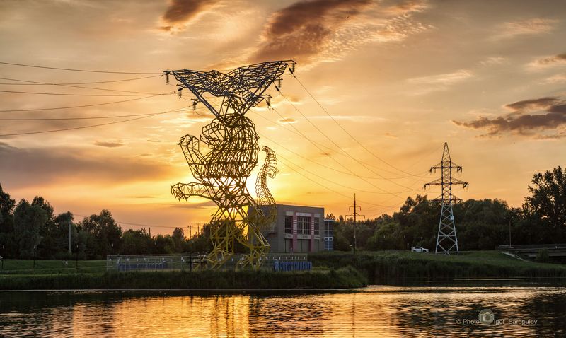 река, везёлка, белгородчина, белгород, архитектура, закат, энергосистема, россети, городской парк, орёл, лев, опора лэп, мачта лэп, лэп, кашары, закат, город, герб, геральдика, вечер,  live for the story, Опора ЛЭП в виде льва с орлом фото превью