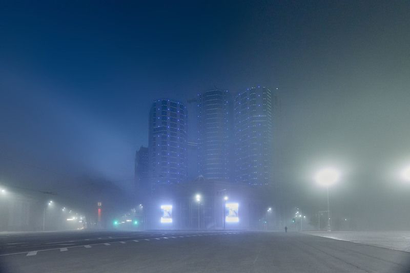Утро на главной площади города… Душанбе фото превью