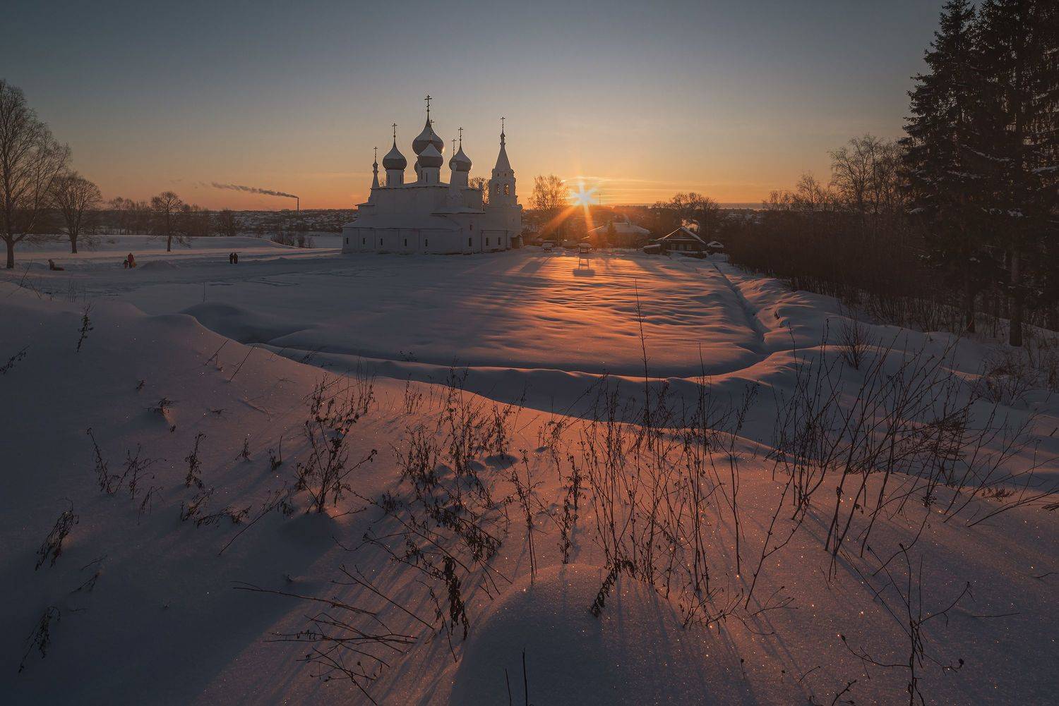 зима, закат, вечер, церковь, крестовоздвиженский, собор, деревья, романов-борисоглебск, Сальников Евгений