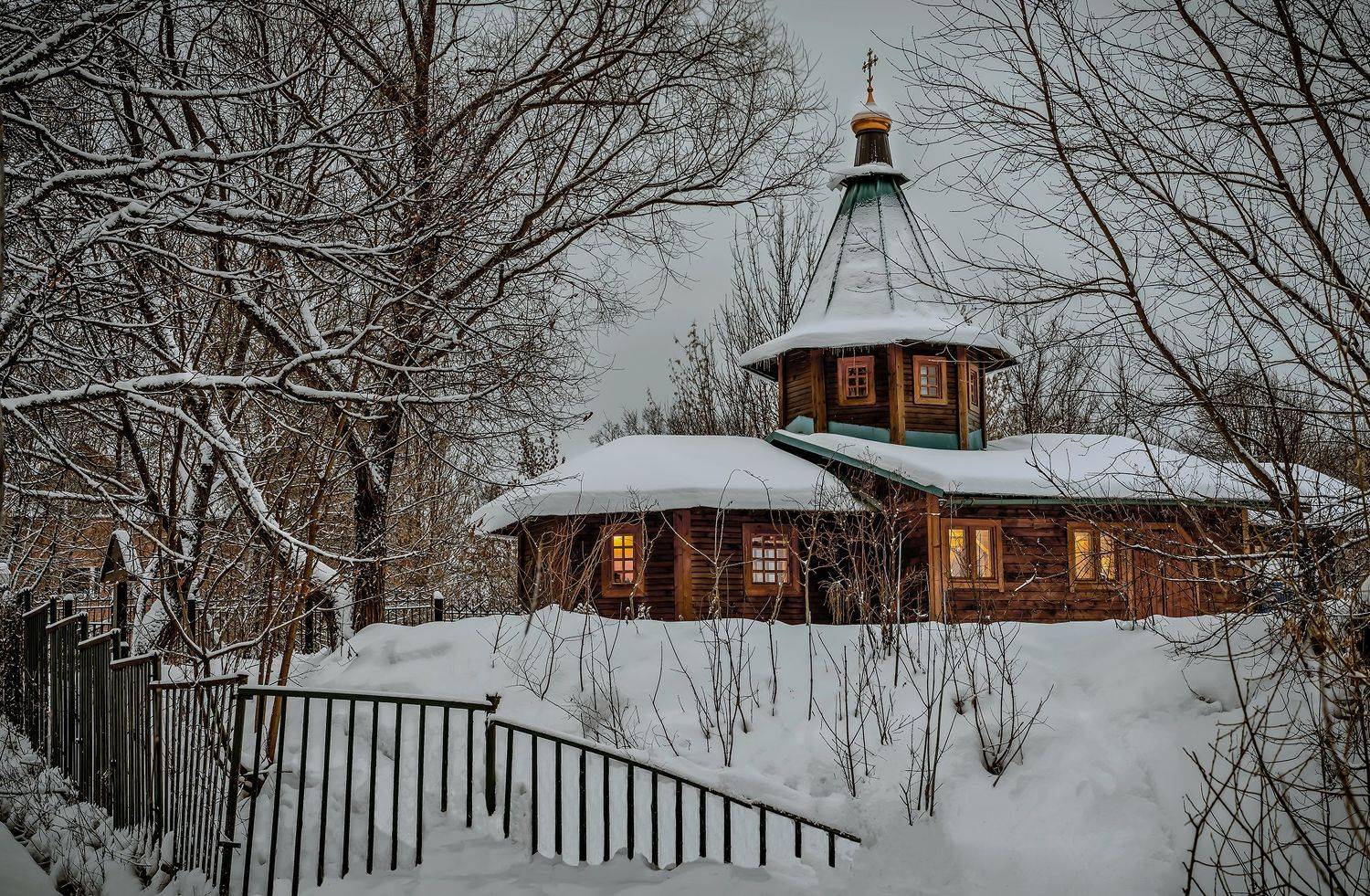 деревянная церковь, служба, истра., Бирюков Вячеслав