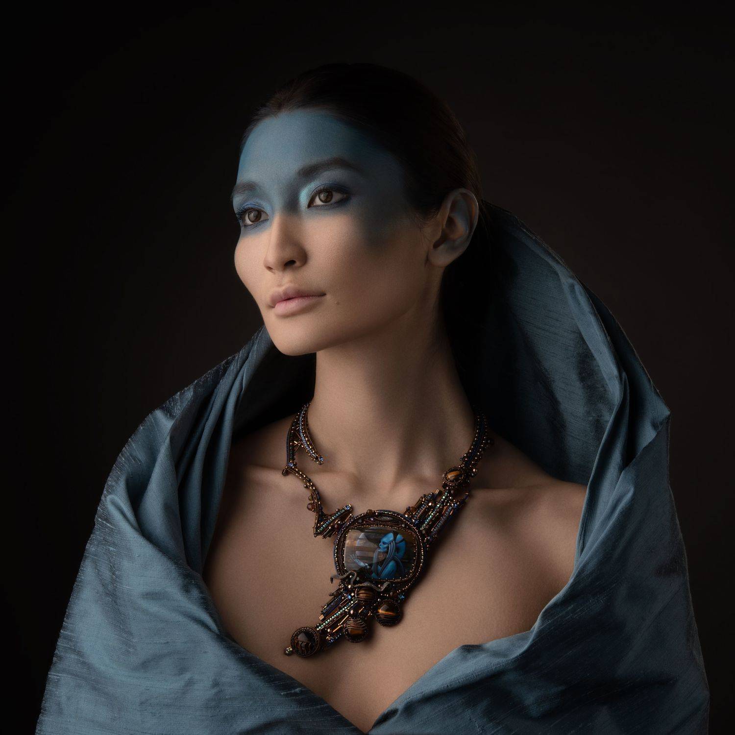 diva, портрет, украшение, синий, азиатка, плавалагуна, plavalaguna, Алла Масленникова