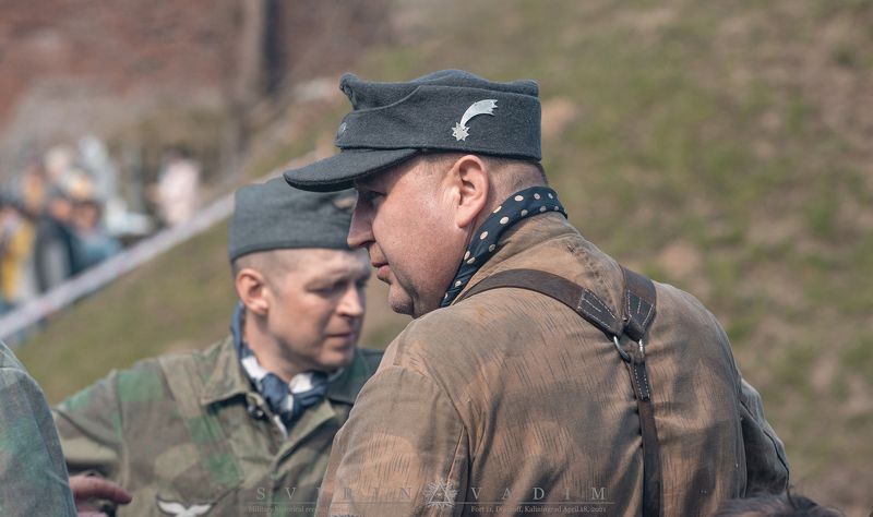 офицер, 1945, Военно-историческая, реконструкция, Штурм, Кёнигсберг, Форт, 11,  Дёнхофф, Россия, Калининград, Германия, Восточная Пруссия, 18 апреля, 2021, история, представление, армия, вторая мировая война,одежда, officer, 1945, Military-historical, rec «Halstuch» фото превью