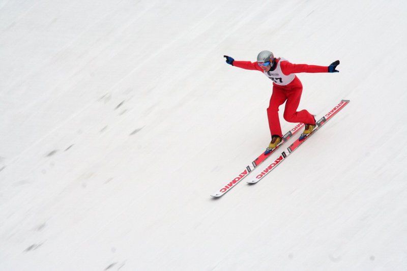 зима, трамплин, полет Параллельно перпендикулярные 45 градусов фото превью