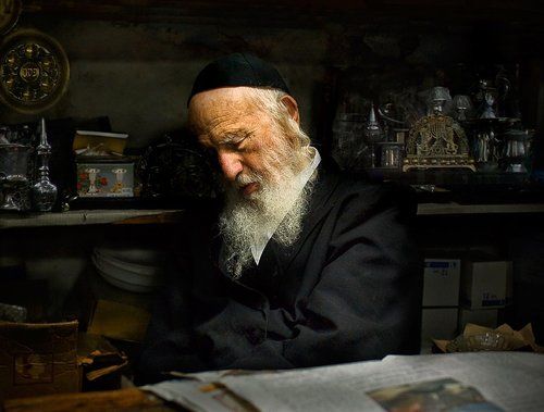 В лавке древностей