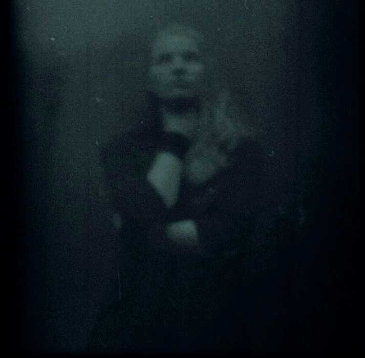 silent_beholder, Deep in Violet