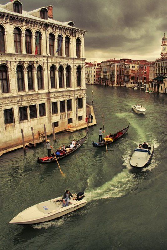 италия ,венеция Повороты истории фото превью
