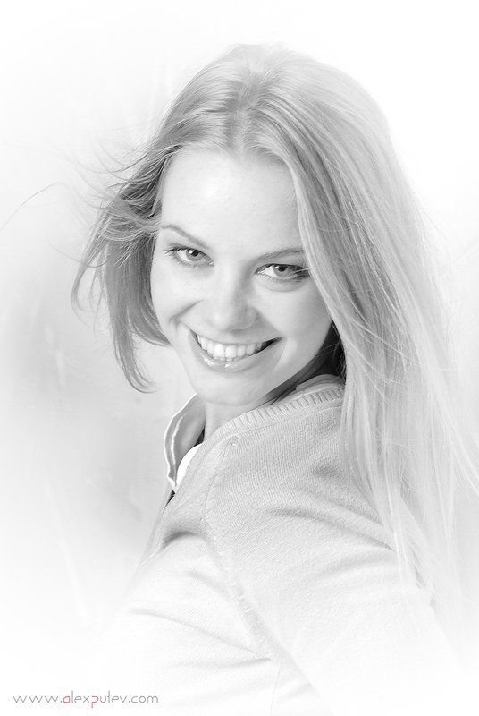 девушка,счастье,озорство,глаза Ксю фото превью