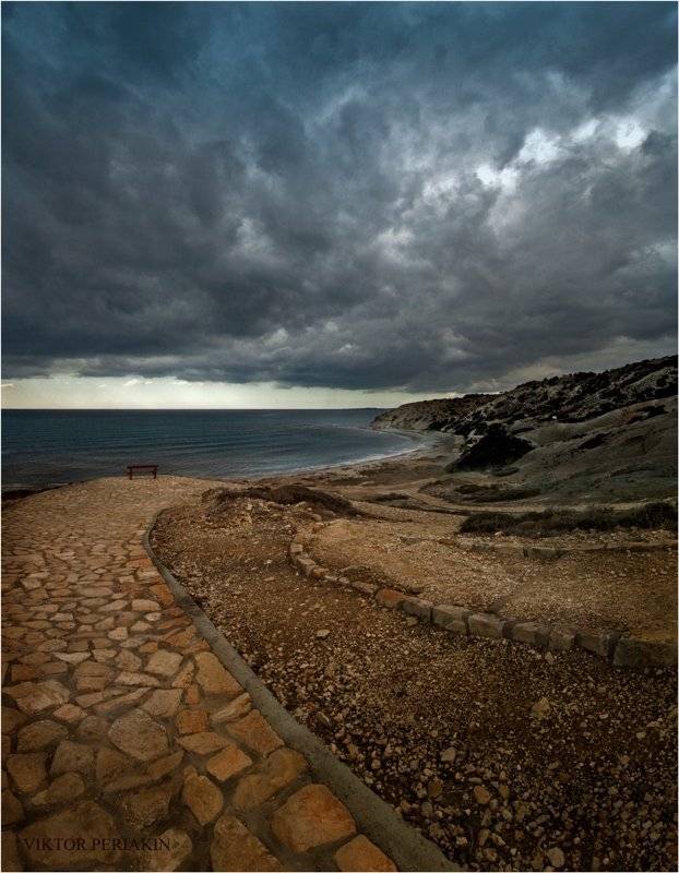 , Виктор Перякин