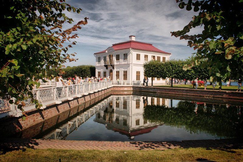 питер Белый, белый домик фото превью