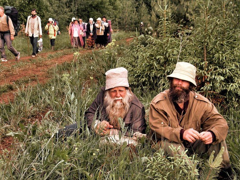 крестный ход ,поломники Поломники фото превью