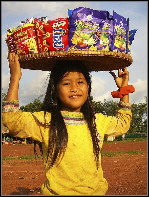 Девочка, Камбоджия фото превью