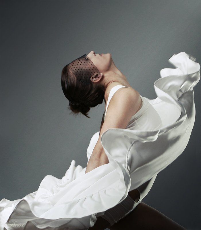 девушка, маска, одна, чувства, движение, динамика, платье, лепестки Орхидея фото превью