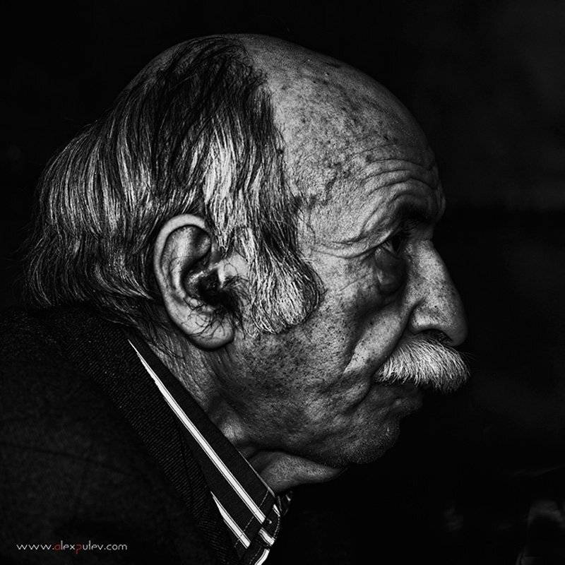 биржа,мужчина,годы, Александр Путев