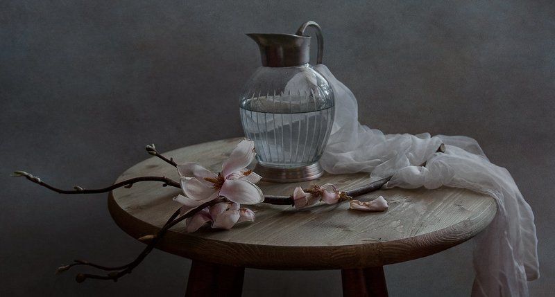 Уже магнолия цветет... фото превью