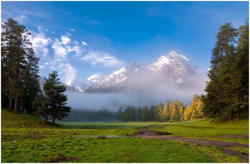 В поднебесье фото превью