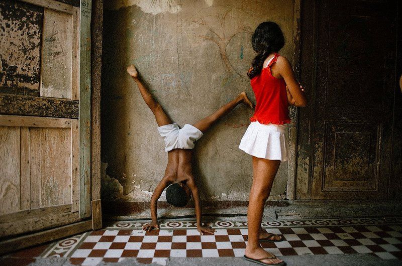Куба, Сантьяго-де-Куба Мы, ребята-акробаты фото превью