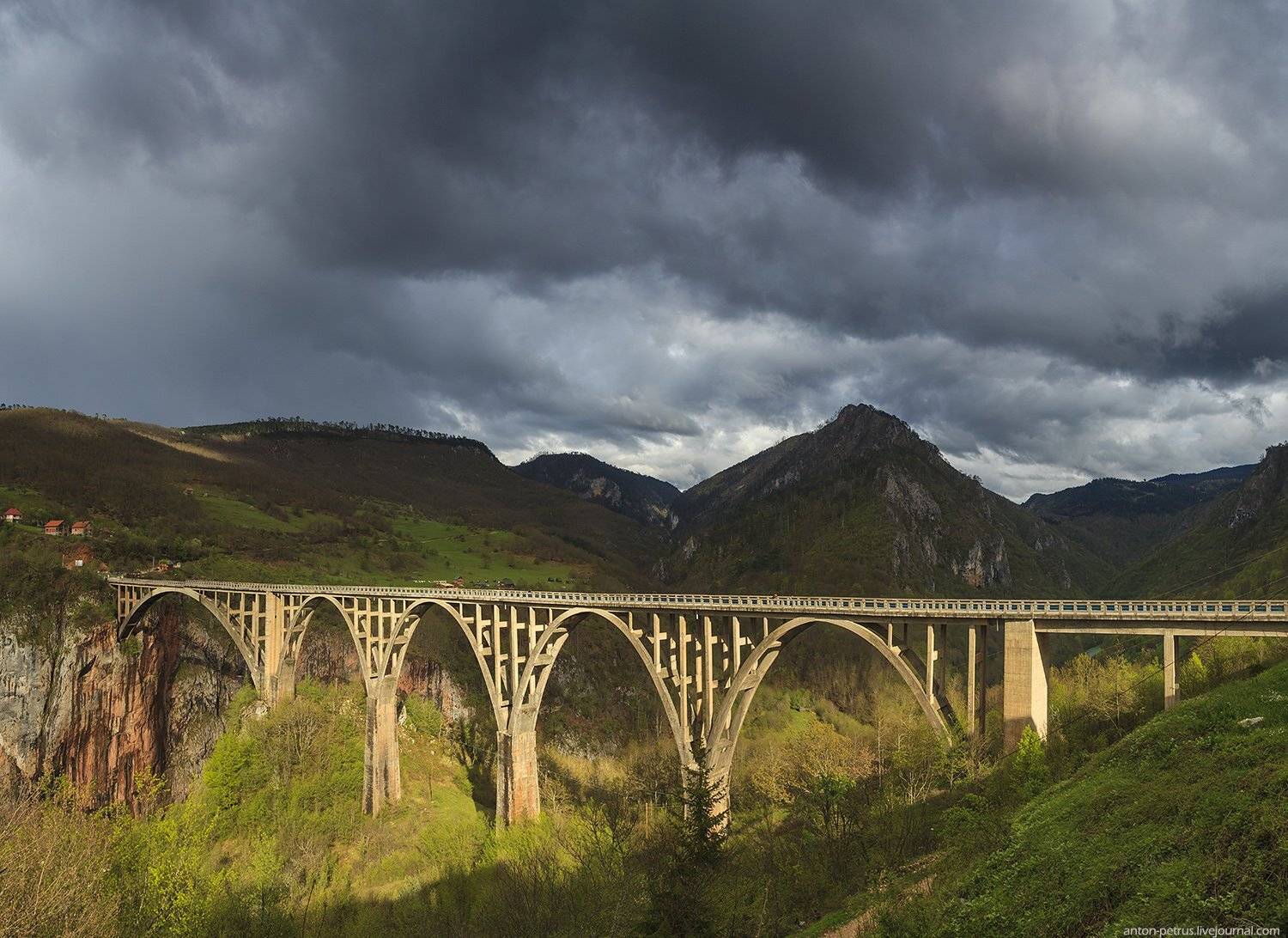 , Антон Петрусь