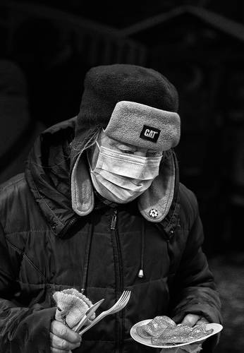 Рождество на Красной площади. Женщина с блинами