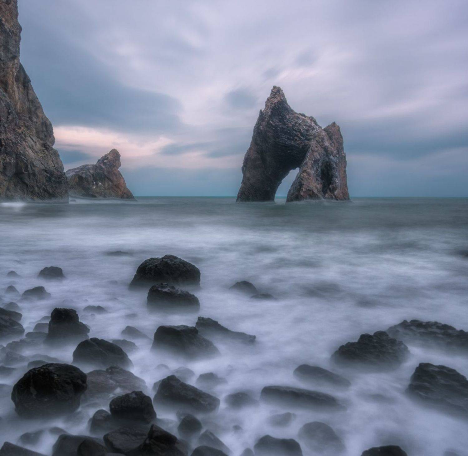 крым, карадаг, золотые ворота, шторм, рассвет, декабрь,, Николай Мысливцев