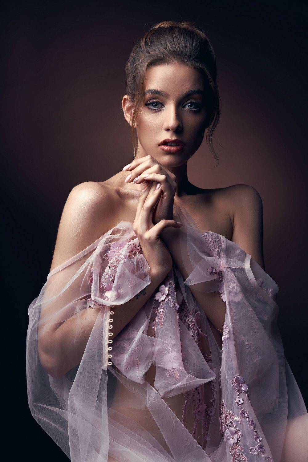 woman, portrait, girl, red, makeup, closeup, fashion, fashionable, cute, attractive, face, Евгений Кириллов