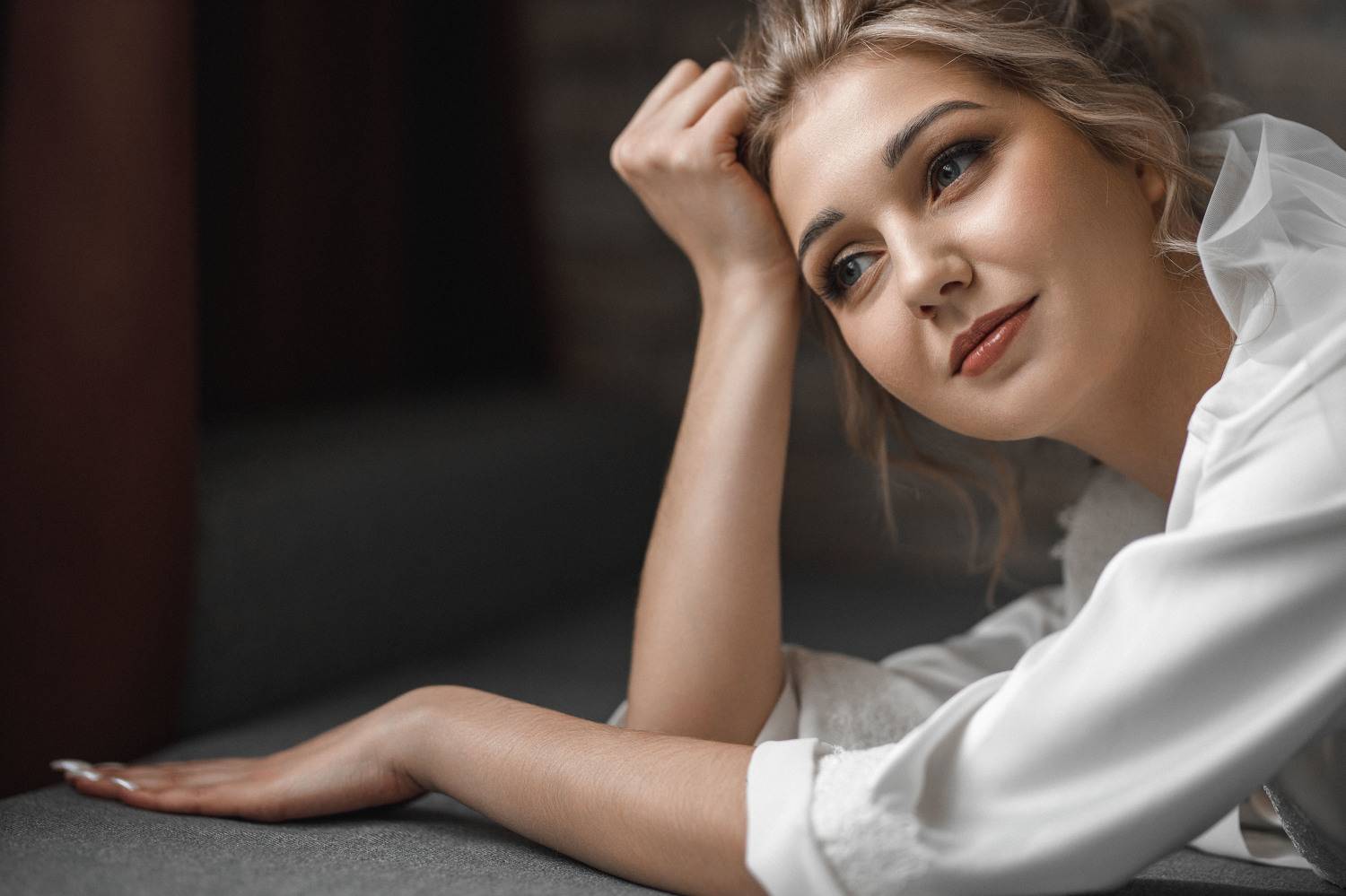 свадьба, свадебная фотосессия,  невеста, свадебное платье, счастье, любовь, портрет, фотосессия, bride, wedding, love, happy, dress, wedding dress, portrait, woman, женский портрет, свадебная фотография, wedding photography, Владимир Васильев