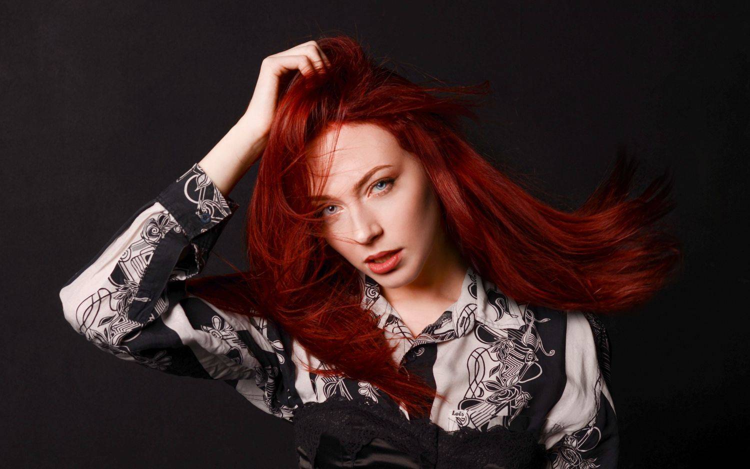dark, alone, body, lowkey, art, black, redhair, ginger, redhead, hair, wind, Евгений Вознюк
