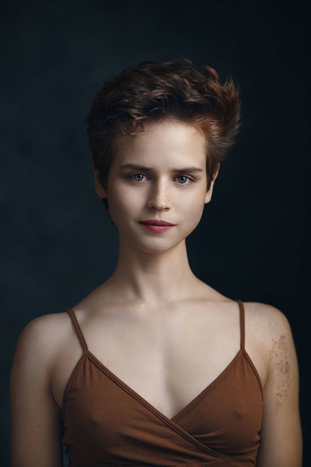 портрет девушка, Михаил Корнилов