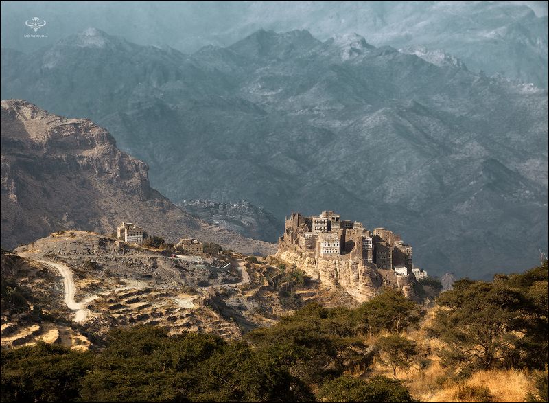 йемен, пейзаж, фоторепортаж, фототур Горная часть материкового Йемена - одно из самых аутентичных и фактурных мест мира в моем рейтинге... фото превью