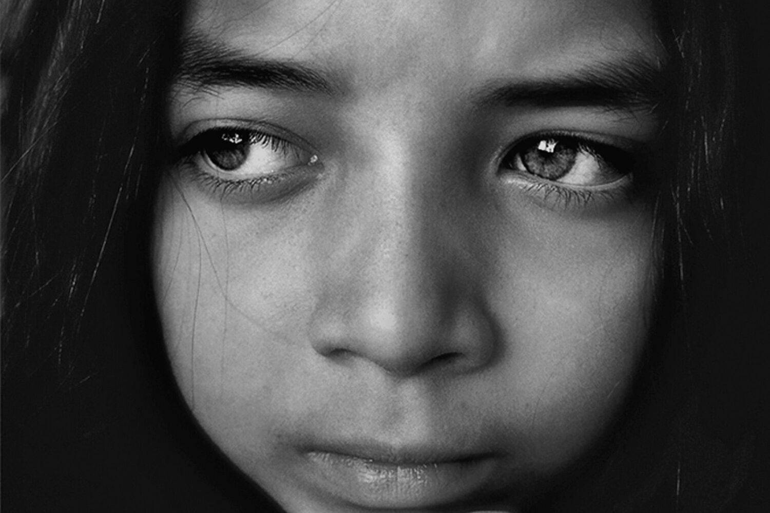 девушка, портрет, глаза, взгляд, волосы, апатиты, Николай Смоляк