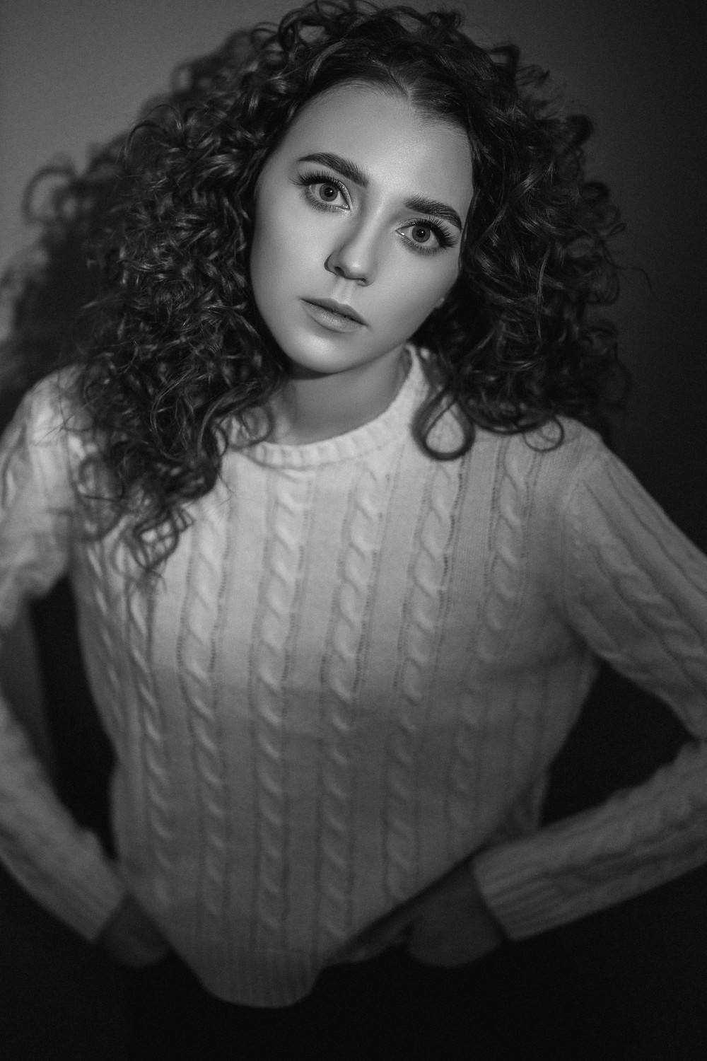 девушка, модель, портрет, фотосессия, студия, макияж, гламур, girl, model, modeling, portrait, make-up, творческий портрет, женский портрет, woman, young woman, glamour, постановка, постановочная фотография, fashion, чб, чёрно-белое фото, black & white, Владимир Васильев