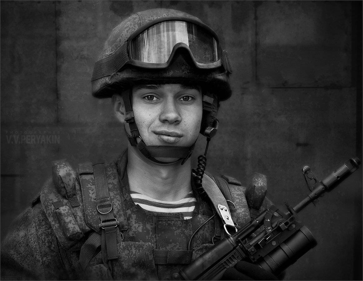 , Виктор Перякин