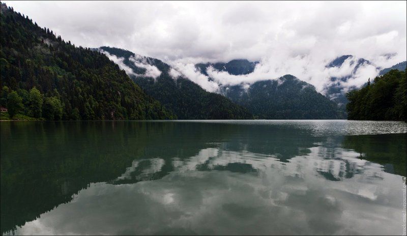 Lake Ritsa. фото превью