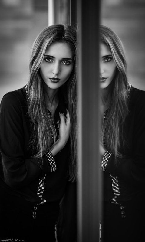 Mirror knows the truth. фото превью