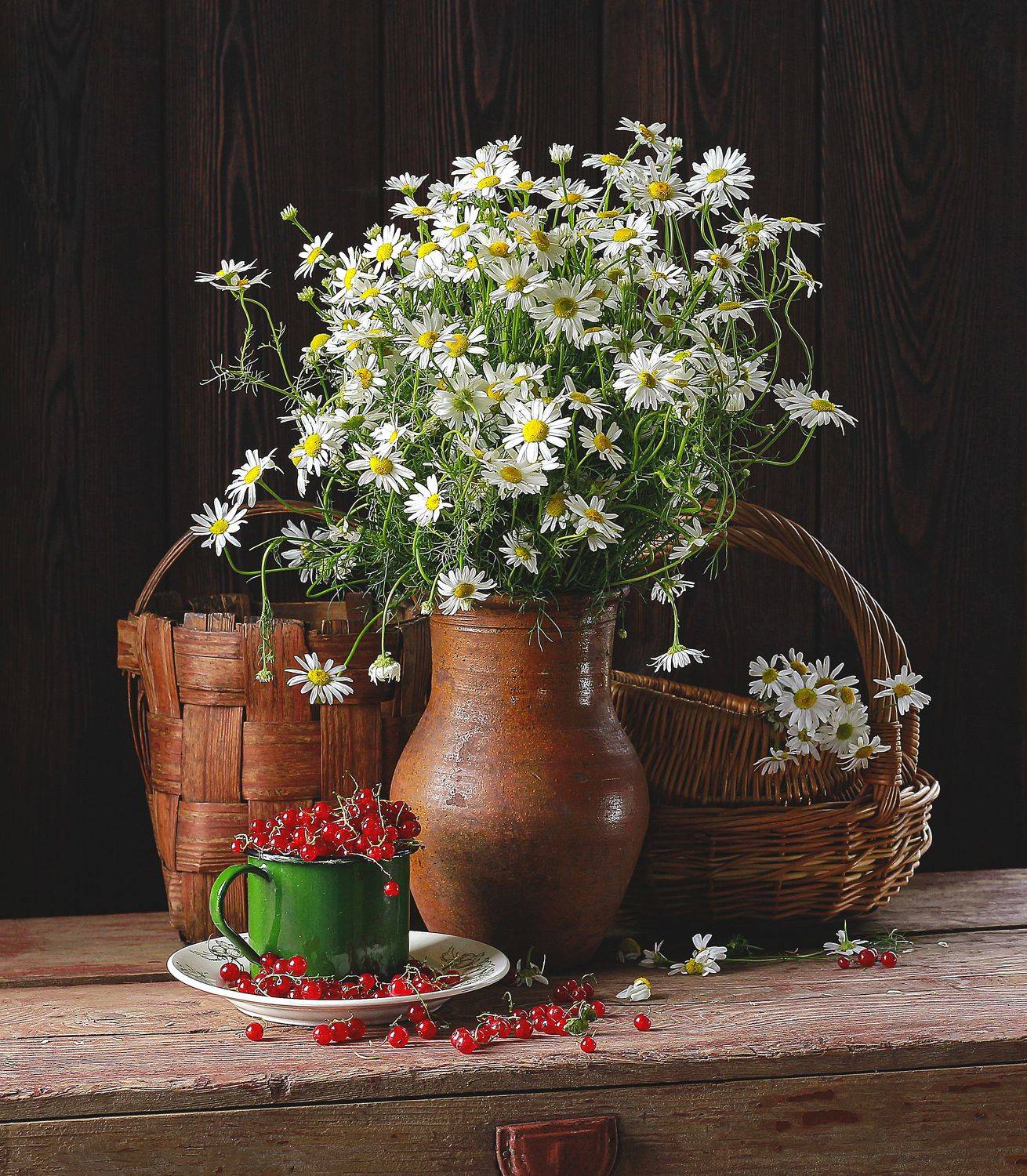 натюрморт, фотонатюрморт, лето, цветы, ромашки, ягода, смородина, красная смородина, наталья казанцева, Наталья Казанцева