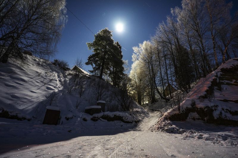В лунном сиянии  фото превью