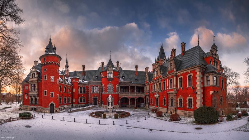 pałac, architektura Pałac Ballestremów w Pławniowicach фото превью