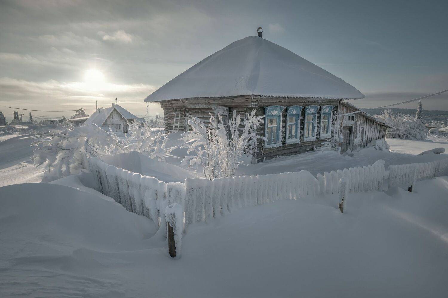 зима, белая, гора, снег, мороз, солнце, день, дом, забор, огород, сугробы, пермь, Чиж Андрей