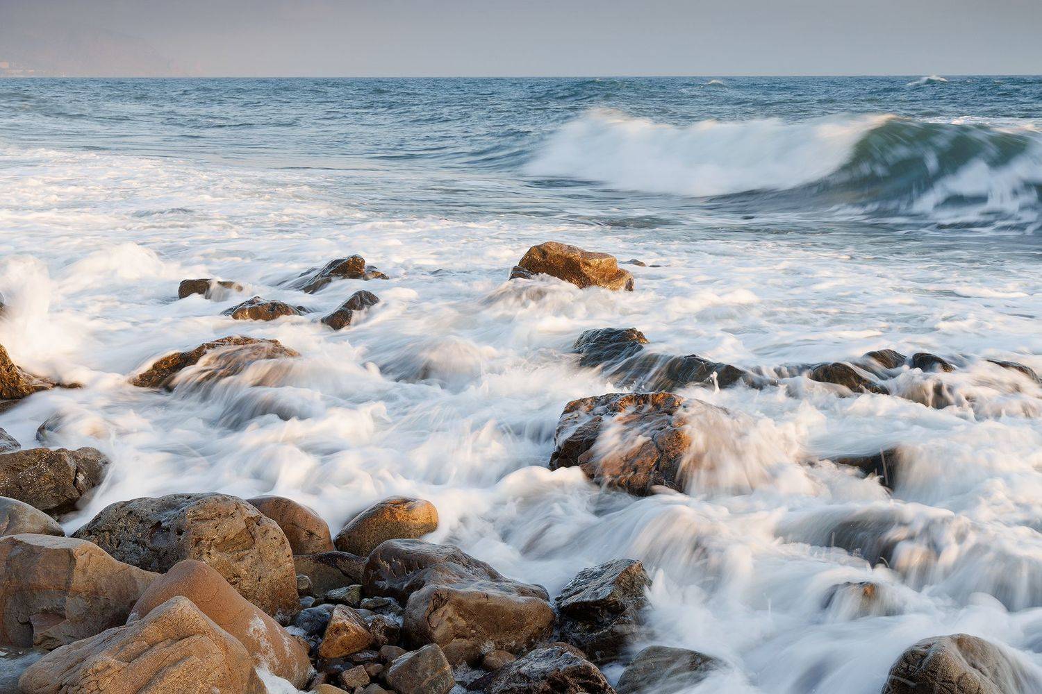 море, вечер, волны, пена, камни, Елена Ковригина