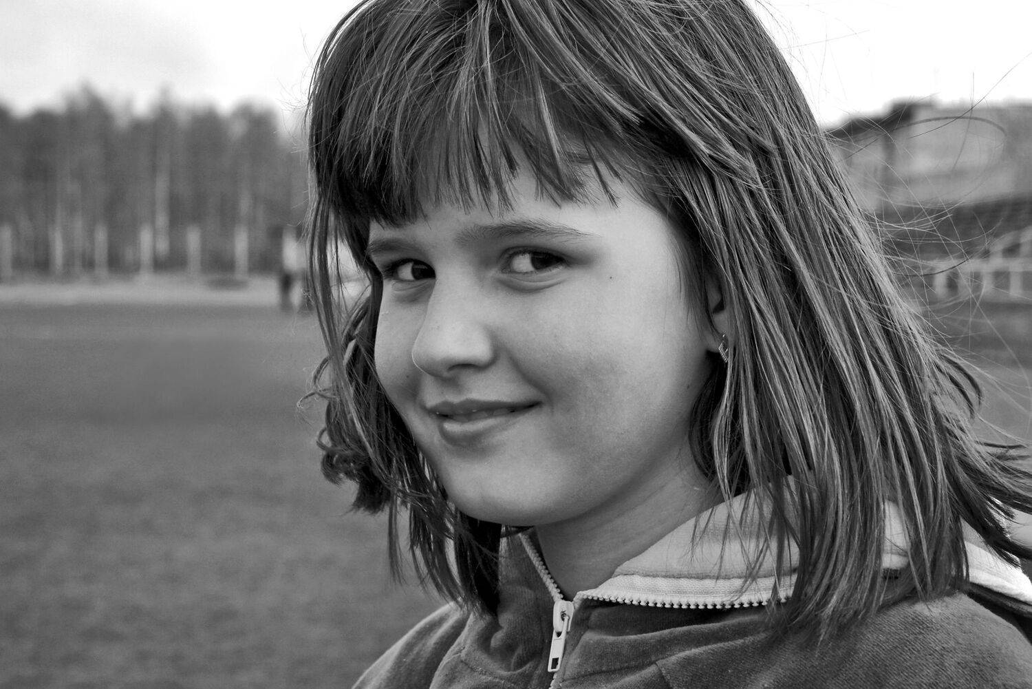 девушка, портрет, глаза, взгляд, волосы, апатиты, Николай Смоляк