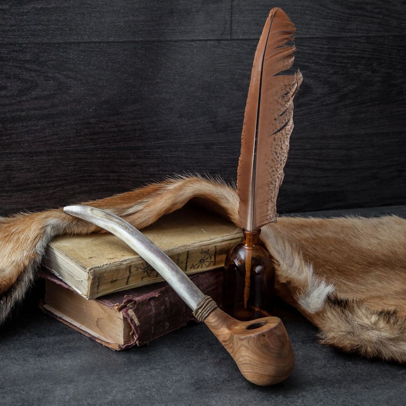 Натюрморт, трубка, книги, ретро Натюрморт с трубкой фото превью