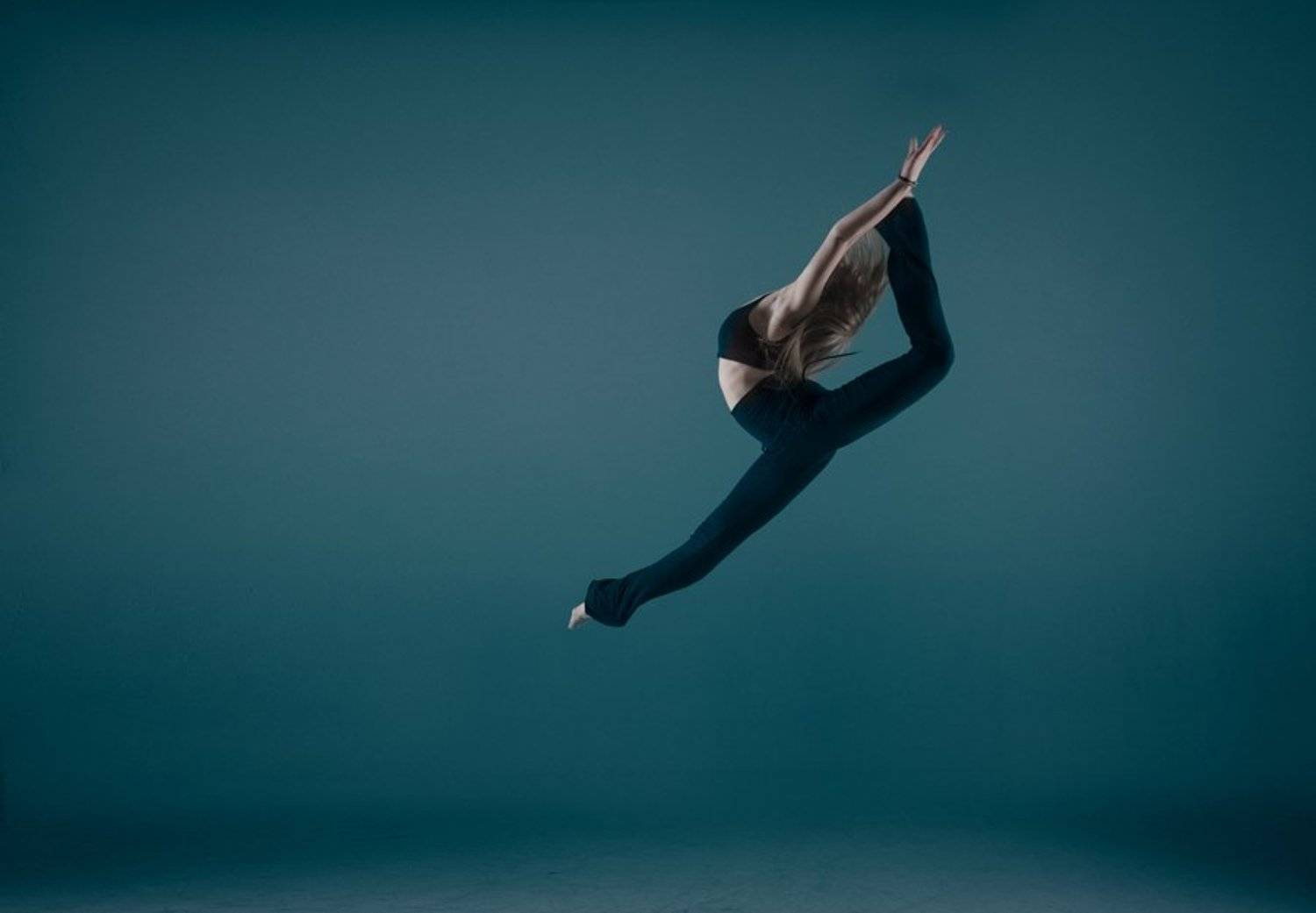 , &copy; Kalynsky
