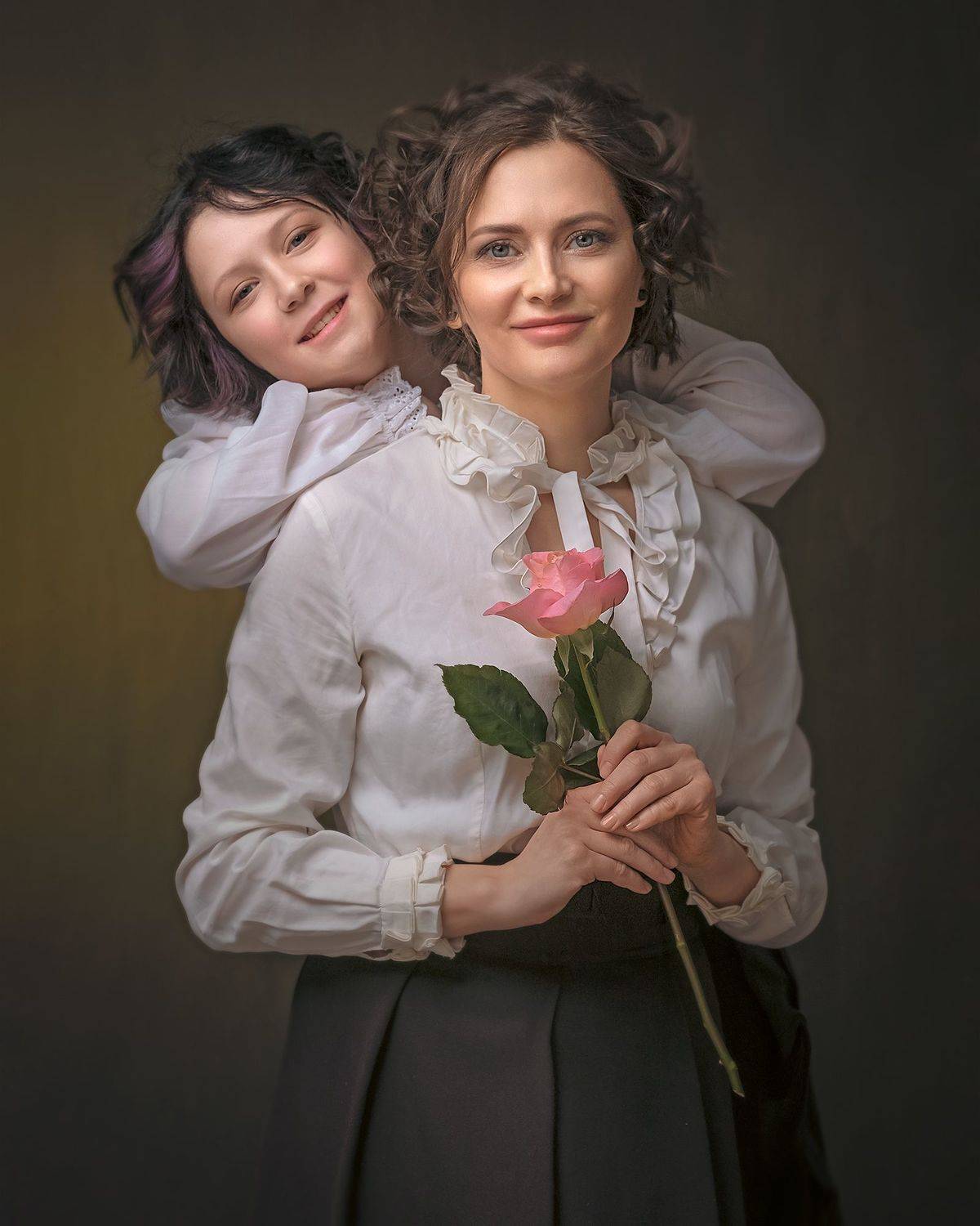 Татьяна и Маша. Автор: Aleksandr Shvedov мама и дочка, семейное фото, семейный портрет, художественный портрет, Aleksandr Shvedov