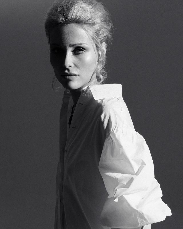 портрет, красота, женский портрет, черно белое, portrait, woman, beauty Villi фото превью