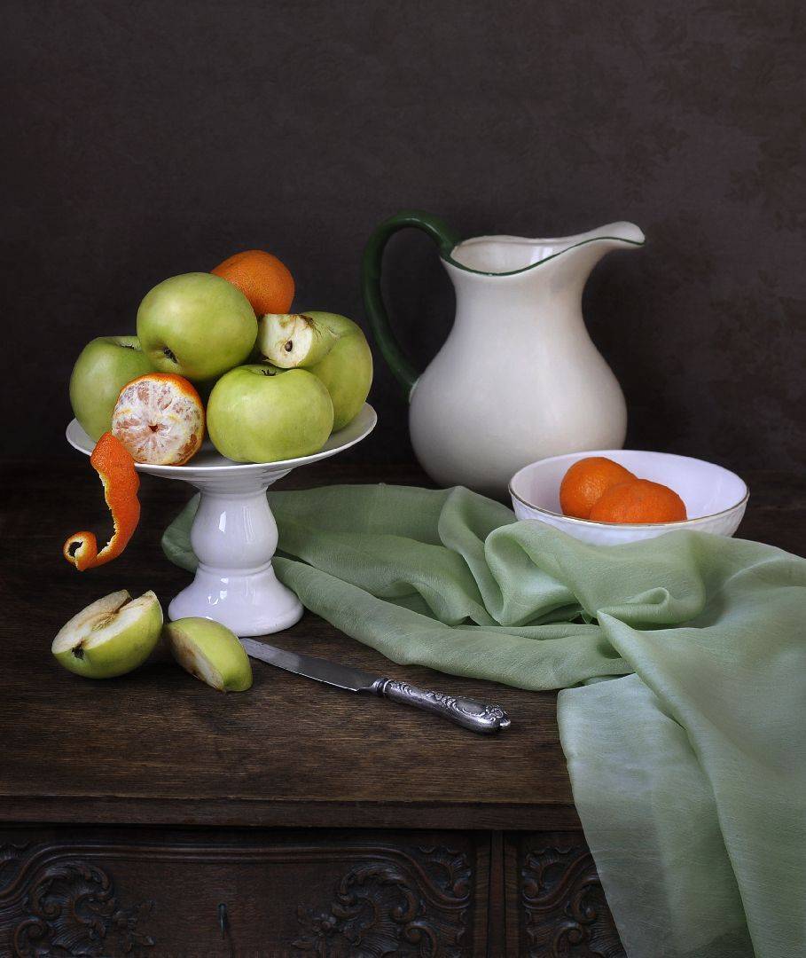 Натюрморт с зелеными яблоками. Автор: Elena Pankova , Elena Pankova