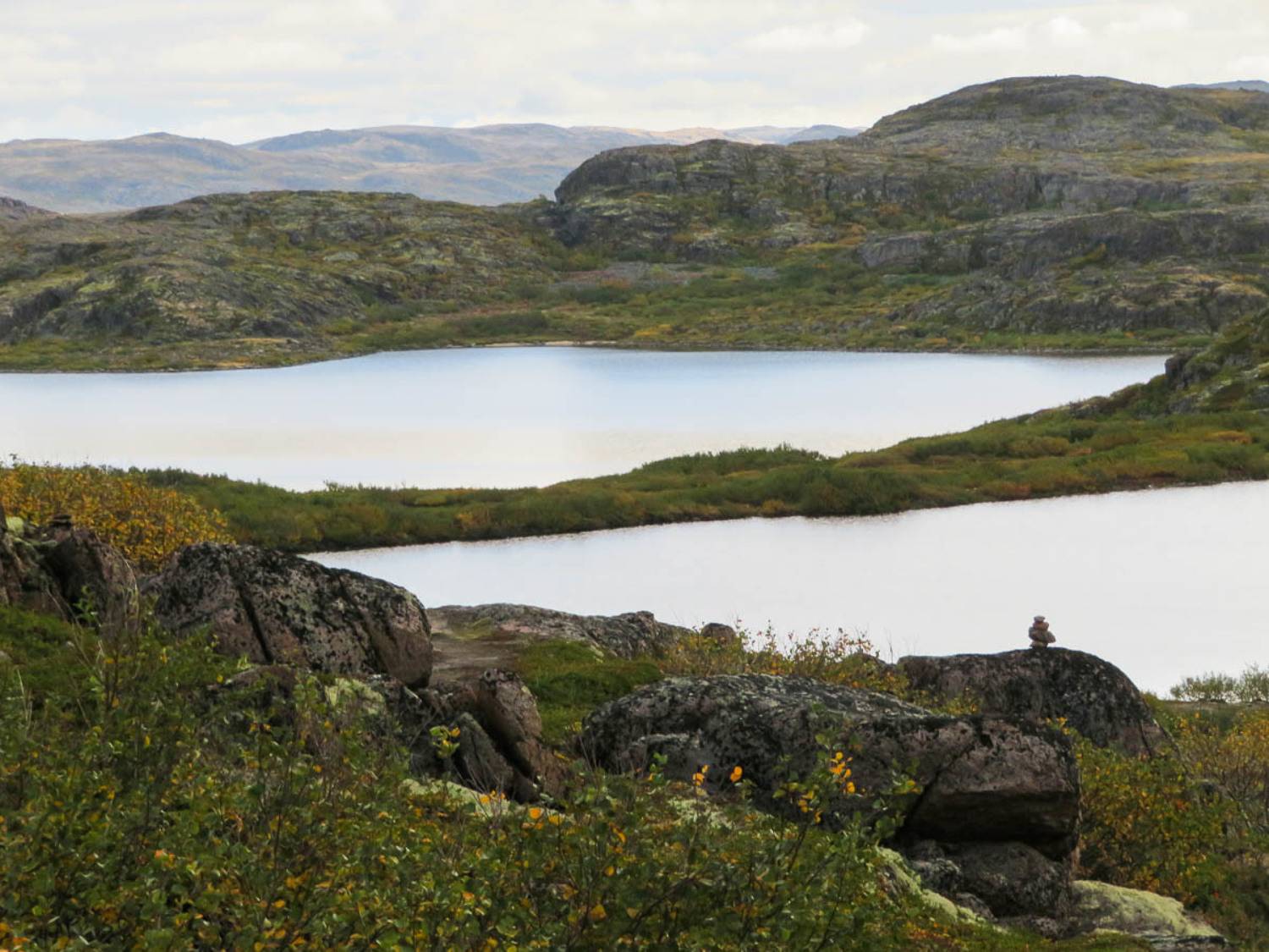 Териберка, мурманская область, озеро, камни, тундра, природа, красота, скалы, Сергей Козинцев