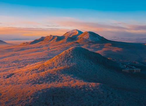 Рассвет на горе Развалка