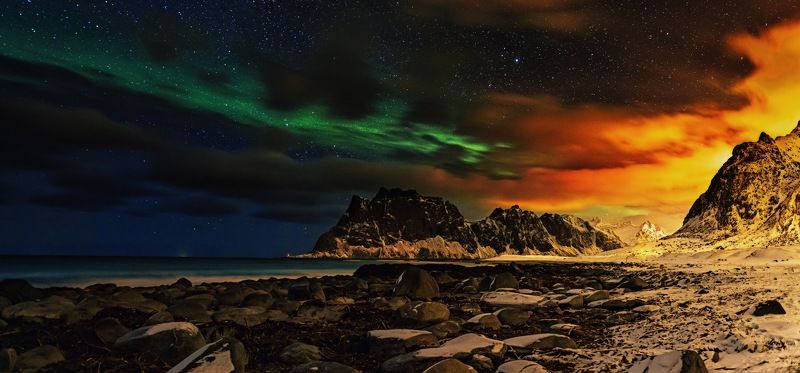 Aurora, Lofoten, Norway, night, beach, waves, sunset, clouds, dramatic, snow Aurora over Skagsanden beach фото превью