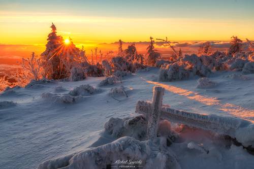 Sunrise at Babia Góra 3.