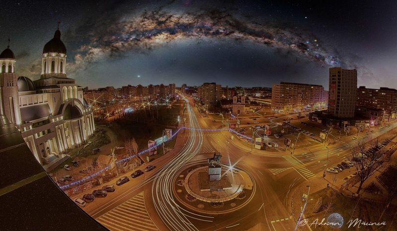 arhitecture, night Moldavian city фото превью